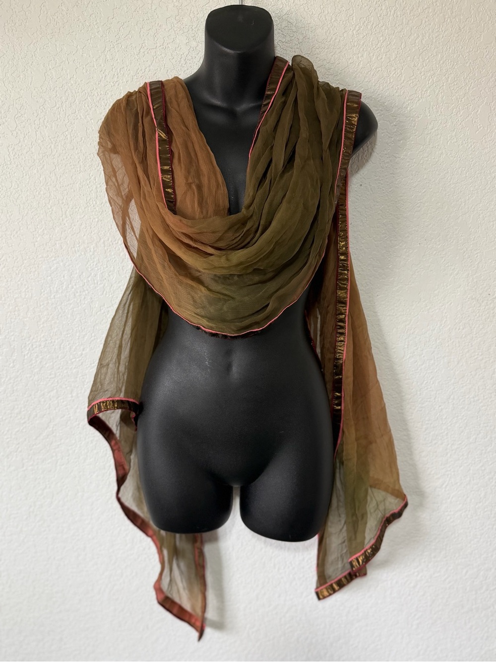 Vintage Y2K Sheer Chiffon Ombré Scarf 🤎✨